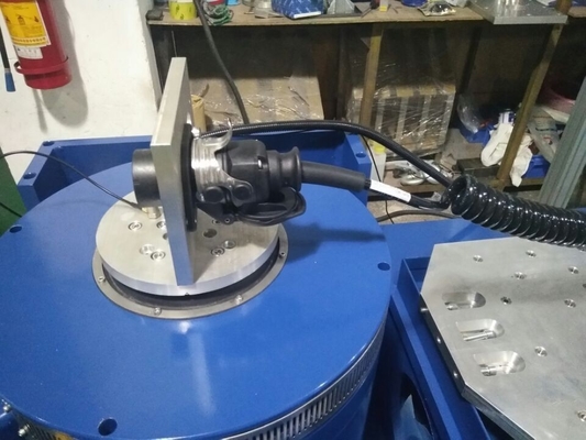 เครื่องทดสอบการสั่นสะเทือน Electrodynamic Vibration Shaker Table 3000N