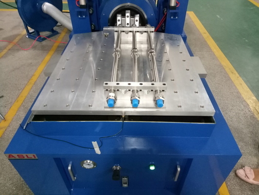EN50604 IEC62133 UN38.3 เครื่องทดสอบการสั่นสะเทือนความถี่สูงสำหรับแบตเตอรี่รถยนต์
