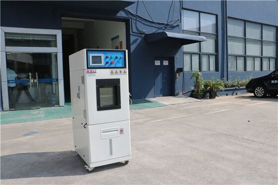 กล้องสภาพอากาศคงที่และควบคุมความชื้น