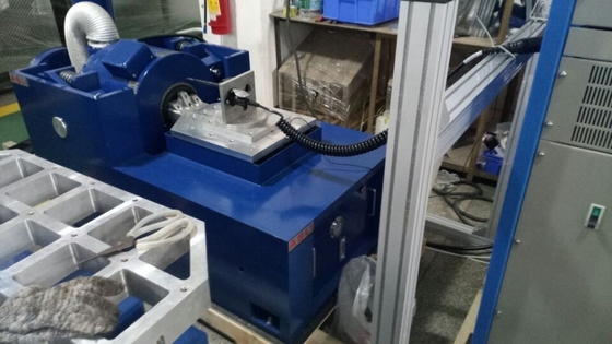 AC380V 1.8m / S การทดสอบอุปกรณ์ในห้องปฏิบัติการเครื่องปั่นแม่เหล็กไฟฟ้า
