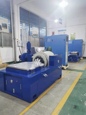 บอร์ด PCB 3000kg.F 2.0m / S อุปกรณ์ทดสอบตารางการสั่นสะเทือนเครื่องทดสอบแล็บ