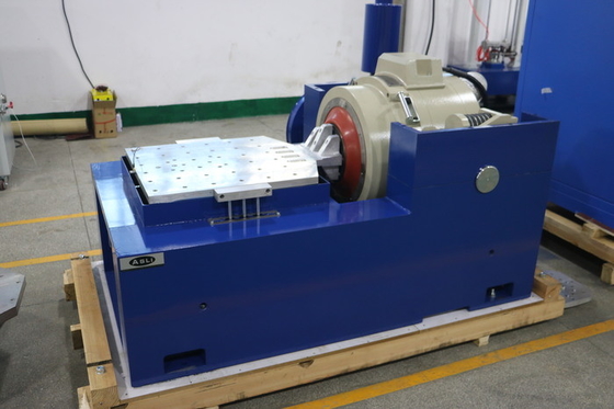 Sine และ Random Large Displacement Triaxial Electrodynamic Vibration Test System สำหรับผลิตภัณฑ์อิเล็กทรอนิกส์