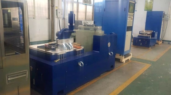 อุปกรณ์ทดสอบเครื่องเขย่าไฟฟ้าด้วยแรงพิกัด 600 กก. ตรงตามมาตรฐาน IEC61373 การทดสอบการสั่นสะเทือน